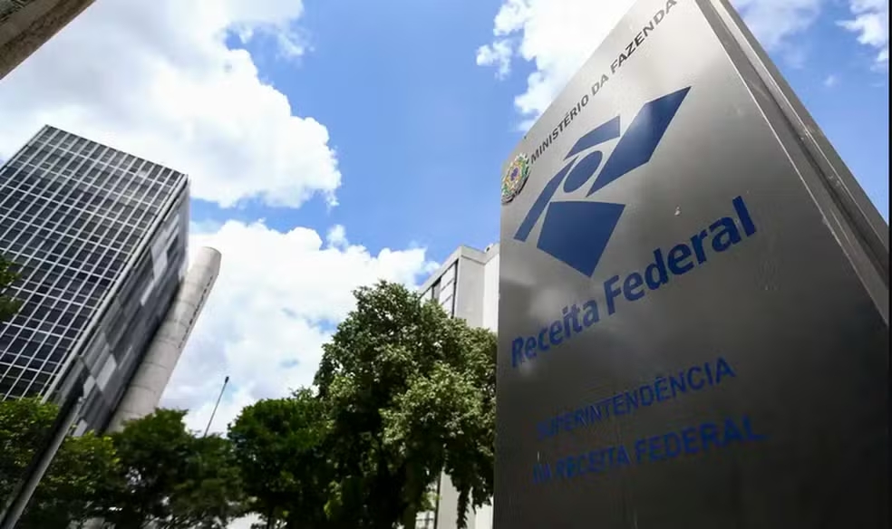 Novo modelo de CNPJ alfanumérico entra em vigor nesta sexta-feira no Brasil