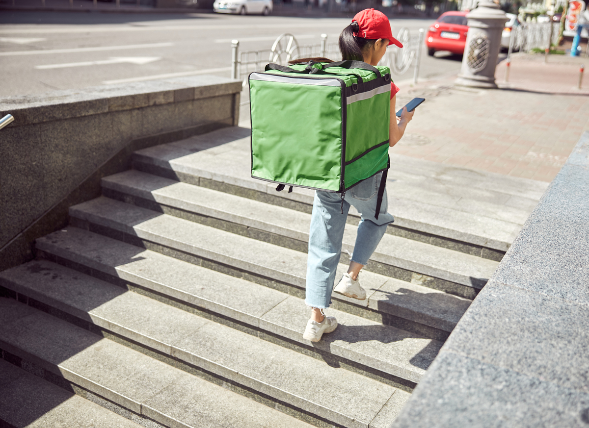 Comissão de delivery cai nos Estados Unidos, aponta nova pesquisa