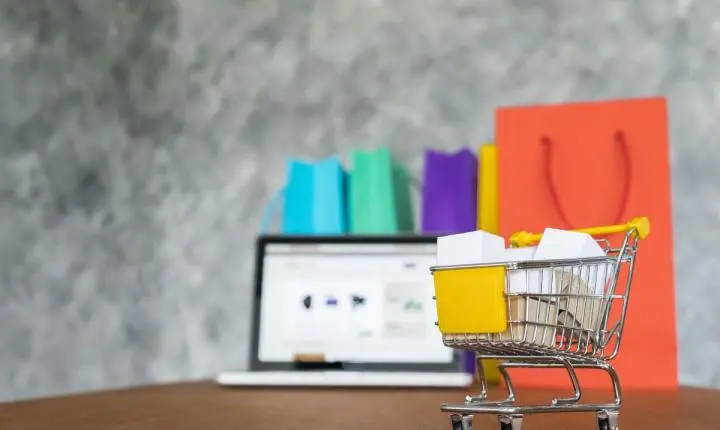 E-commerce brasileiro atinge R$ 208 bilhões no primeiro semestre de 2026