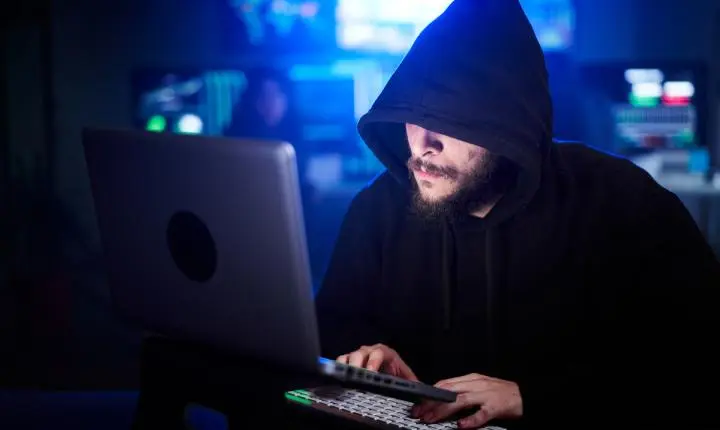 Setor de varejo sofreu 84% dos ataques DDoS direcionados ao comércio global em 2025